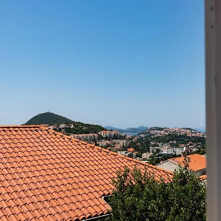 Romance Ντουμπρόβνικ